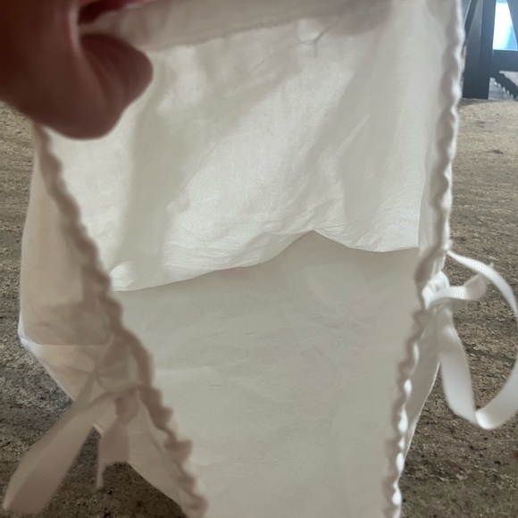 Pink Palm Puff White Bag - Picture 4 of 4